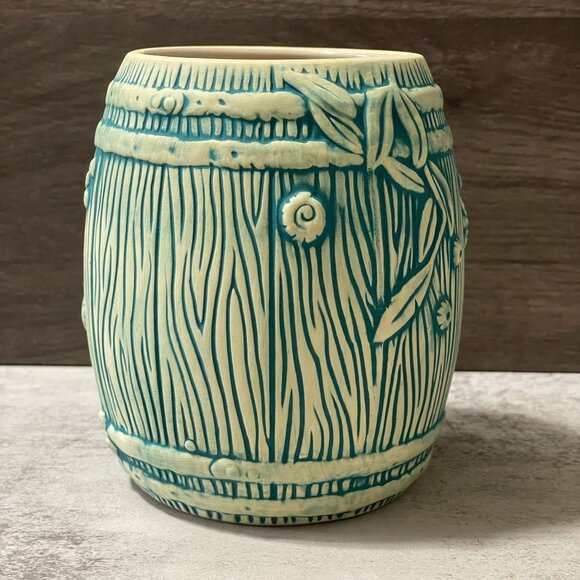 Disney Trader Sam's 4th Edition Enchanted Tiki Bar Ship Wrecked Barrel Mug 2019 - Picture 3 of 6